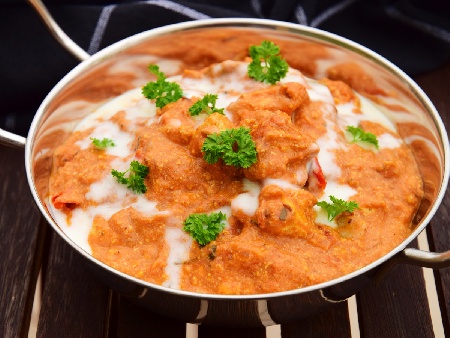 Маслено пиле (Butter Chicken) със сметана и куркума - индийско ястие - снимка на рецептата Маслено пиле (Butter Chicken) със сметана и куркума - индийско ястие - снимка на рецептата